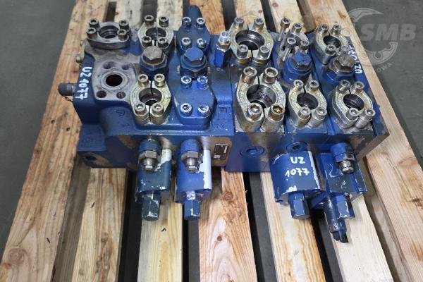 LIEBHERR L580 - ROZDZIELACZ HYDRAULICZNY M6-1299-00/4M6-22M2JZ+2HV11