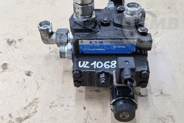 ROZDZIELACZ HYDRAULICZNY VICKERS CMX100SNSFXM25 02-363920