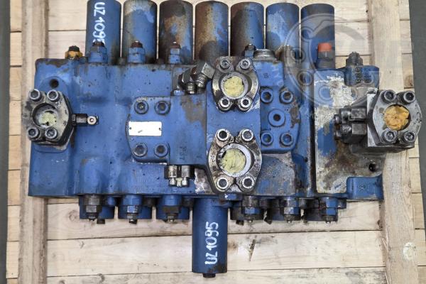 ROZDZIELACZ REXROTH - M8-1024-00/7M8-22