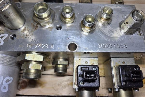 BLOK ZAWOROWY LIEBHERR 10021865