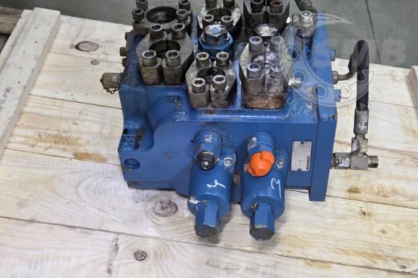 ROZDZIELACZ HYDRAULICZNY M6-1055-02=2M6-22M2J-0HV11=LH