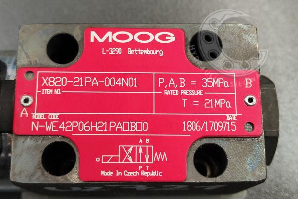 Zawór hydrauliczny MOOG N-WE42P06H21PADBD0