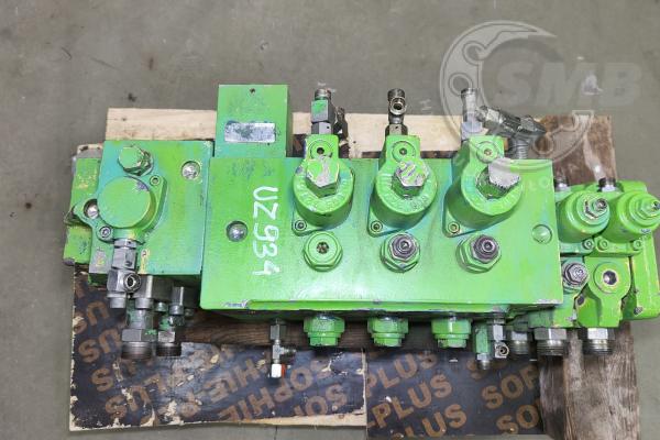 Rozdzielacz Sennebogen - Rexroth M7-1189-00/6*17-22X